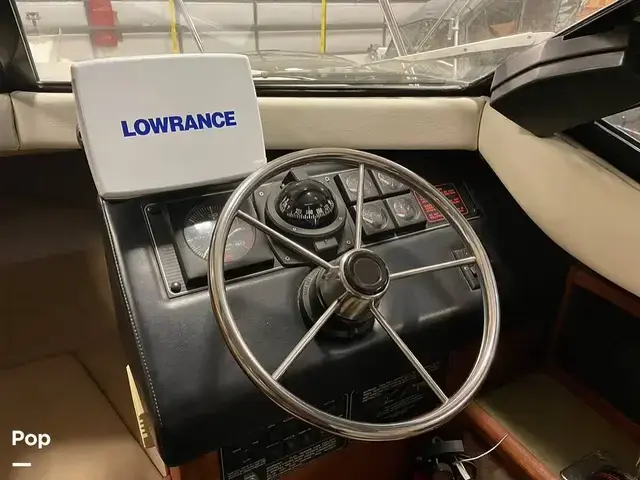 Bayliner 2556 Ciera Command Bridge