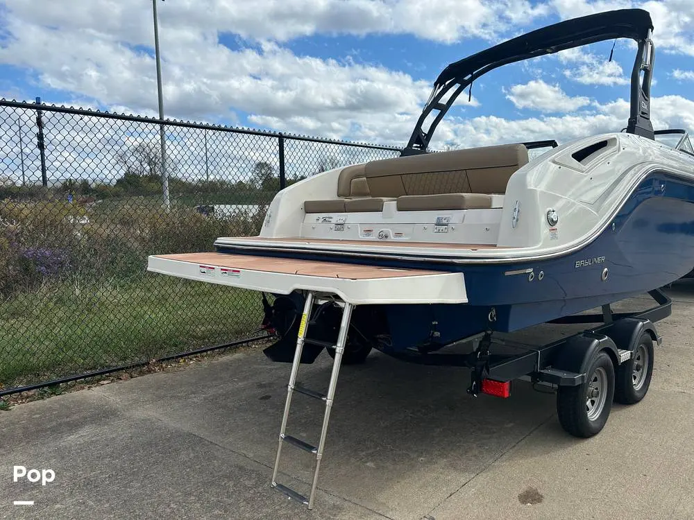 2023 Bayliner dx 2250