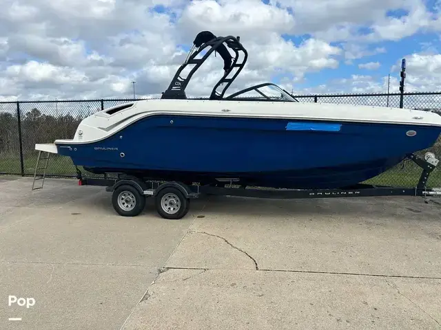 Bayliner 2250 Dx