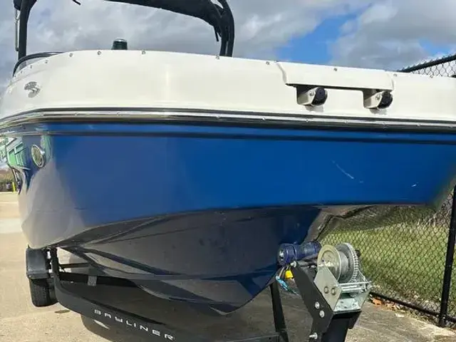 Bayliner 2250 Dx