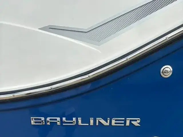 Bayliner 2250 Dx