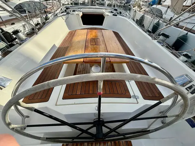 Dufour Dynamique 62