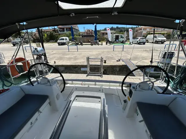 Beneteau Oceanis 48