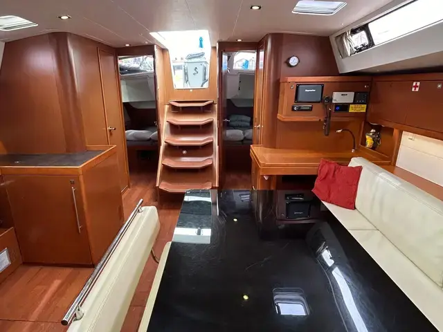 Beneteau Oceanis 48