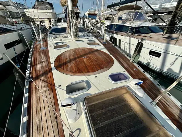 Dufour Dynamique 62