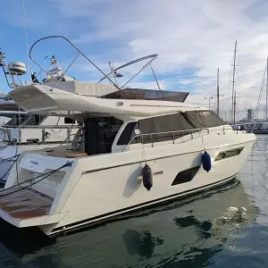 2017 Ferretti Yachts 450