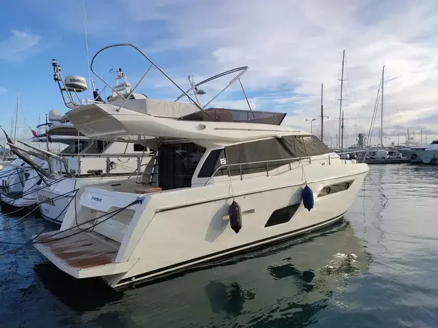 Ferretti Yachts 450