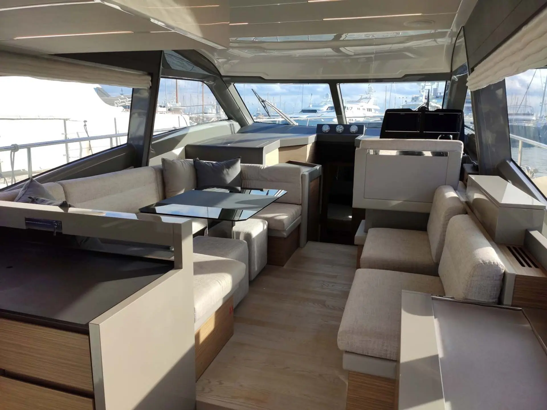 2017 Ferretti 450