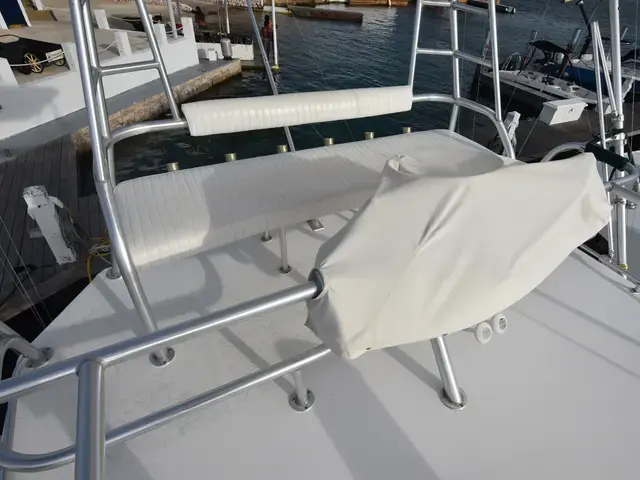 Luhrs 36 Open