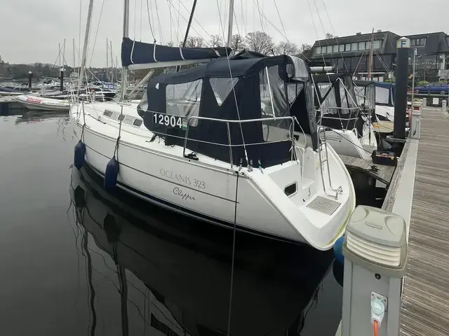 Beneteau Oceanis Clipper 323