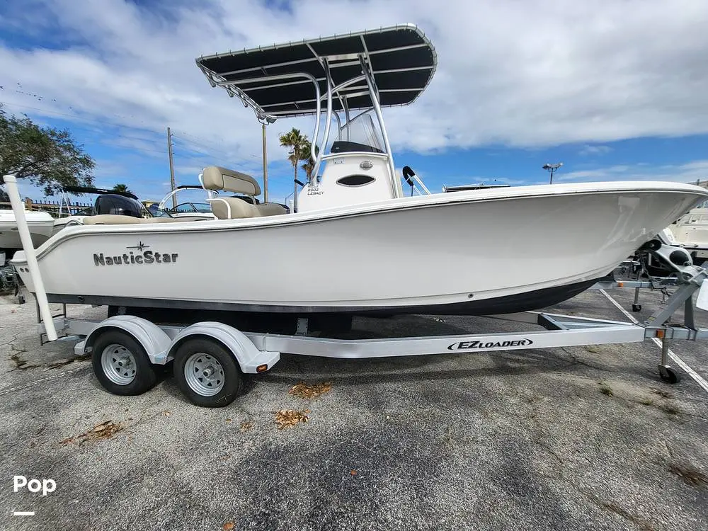 2022 Nauticstar 2302 legacy