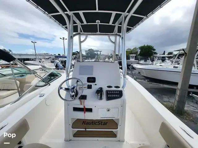 Nauticstar 2302 Legacy