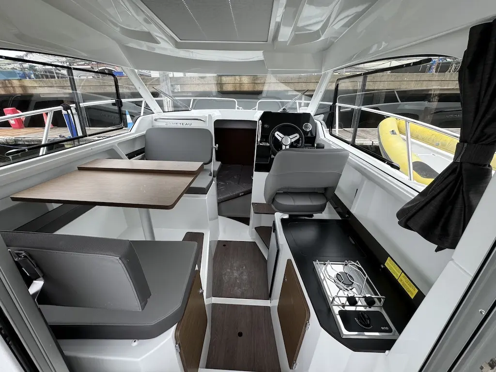 2024 Beneteau antares 8