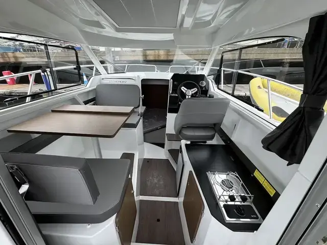 Beneteau Antares 8