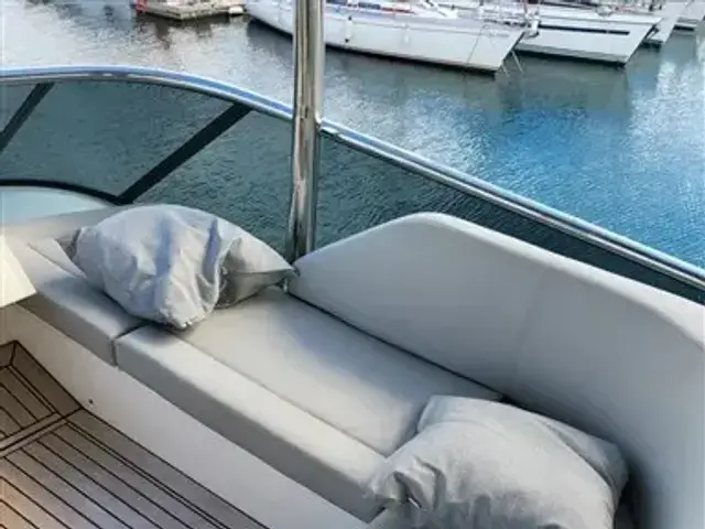 Absolute Navetta 52