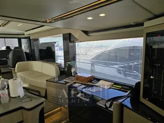 Absolute Navetta 52