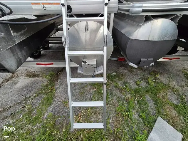 Godfrey Pontoon Sweetwater 2286 Sb