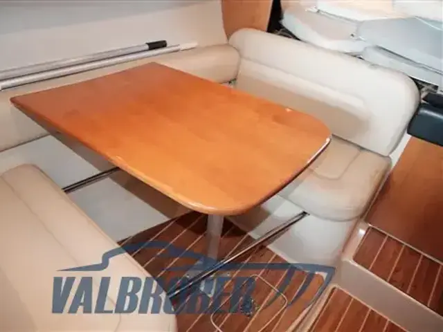 Chaparral 280 Signature