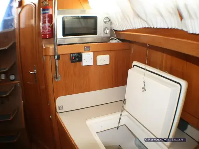 Jeanneau Sun Odyssey 37.1