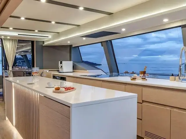 Fountaine Pajot Thira 80