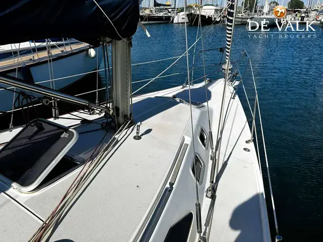 Catalina 320