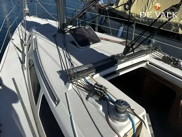 Catalina 320