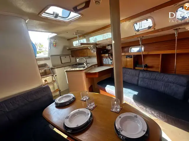 Catalina 320