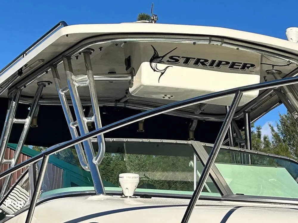 2005 Seaswirl striper 2601 walkaround io