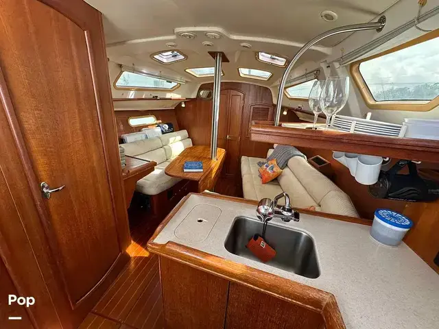 Hunter 326 Cruiser