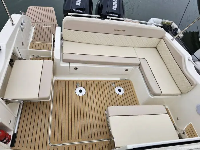 2022 Quicksilver 875 sundeck