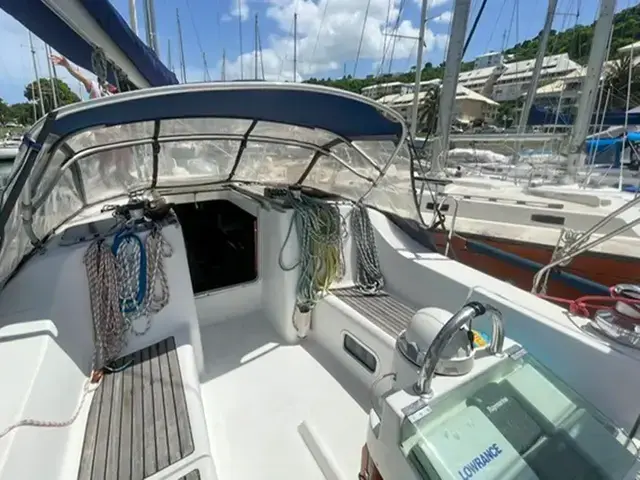 Beneteau Oceanis Clipper 393