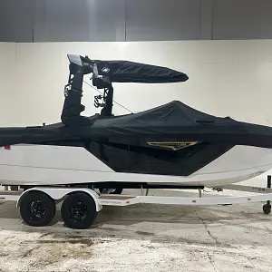 2022 Nautique Super Air Nautique S21