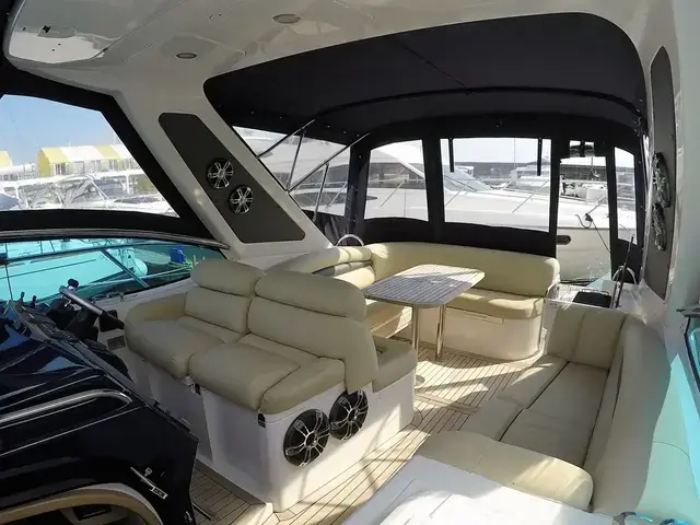 Sealine S38