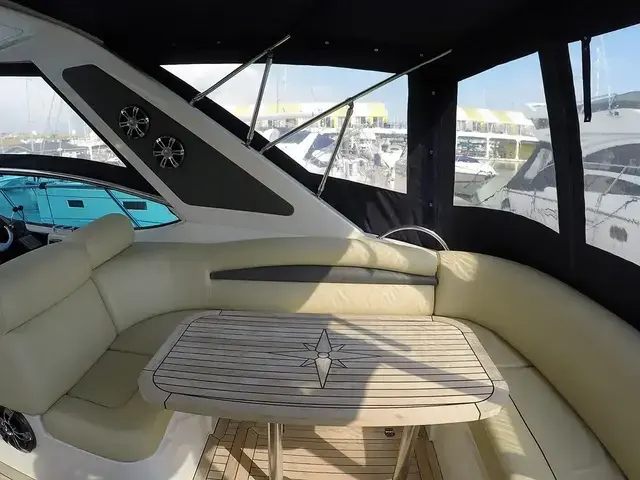 Sealine S38