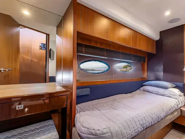 Princess Flybridge 72 Motor Yacht