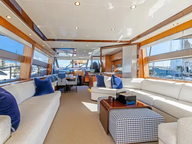 Princess Flybridge 72 Motor Yacht