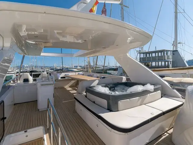 Princess Flybridge 72 Motor Yacht