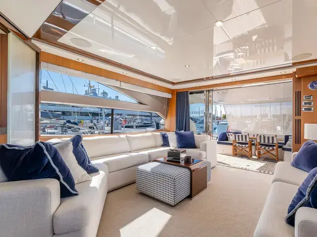 Princess Flybridge 72 Motor Yacht