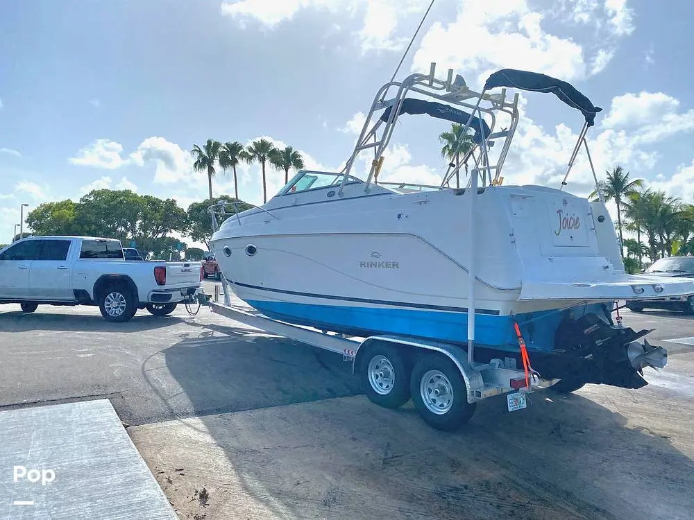 2006 Rinker 270 fiesta vee