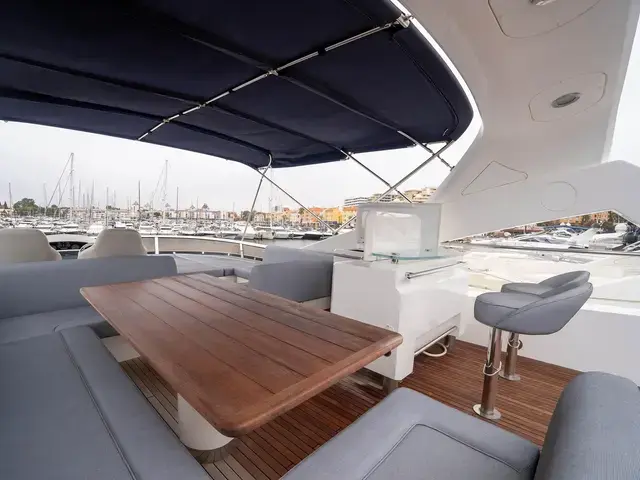 Sunseeker Yacht 86