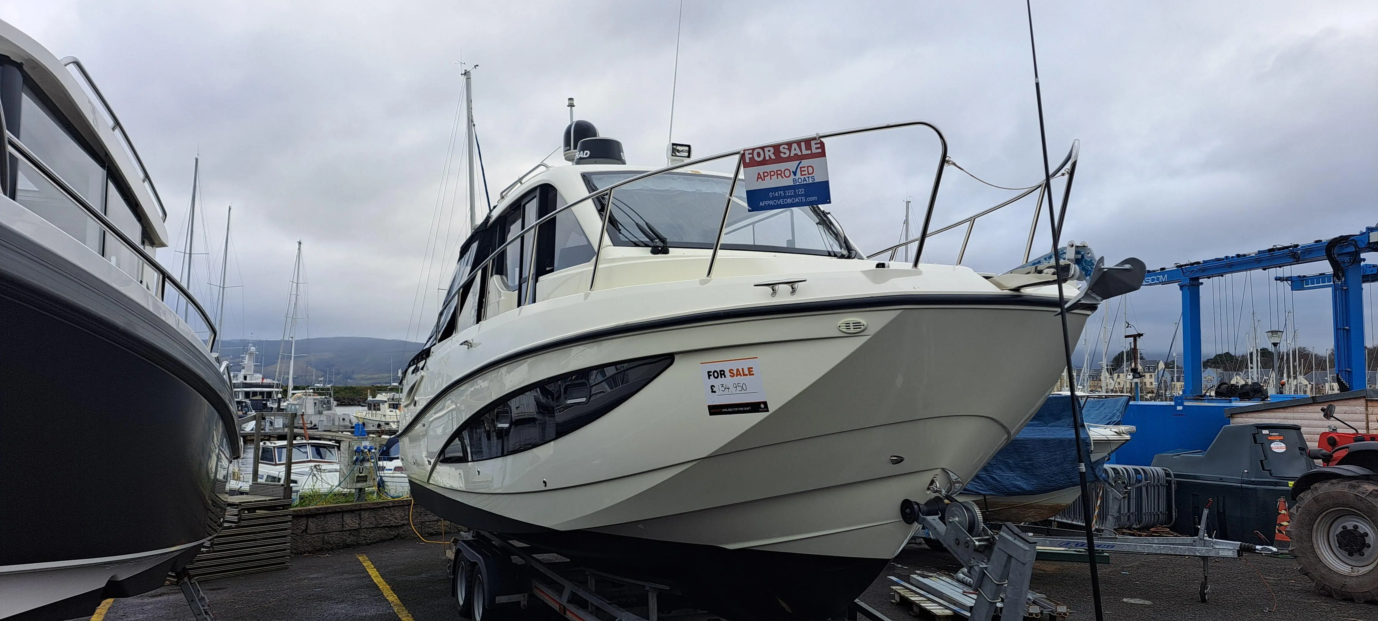 2021 Quicksilver activ 905 weekend