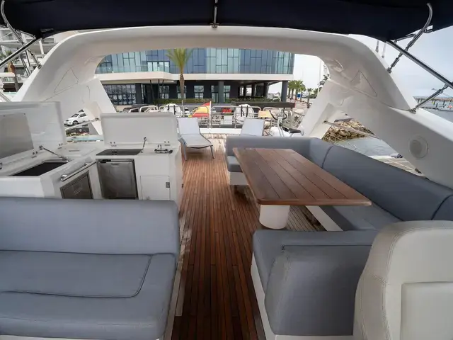 Sunseeker Yacht 86