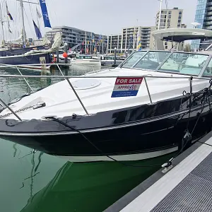 2019 Monterey 295 Sport Yacht