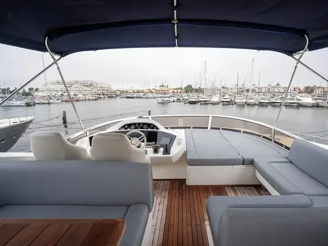 Sunseeker Yacht 86