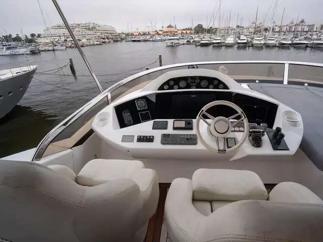 Sunseeker Yacht 86