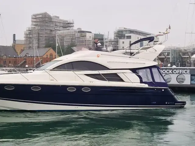 Fairline Phantom 43