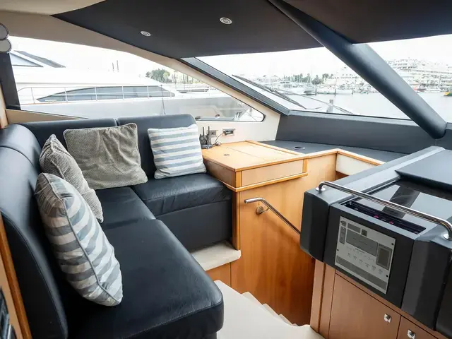 Sunseeker Yacht 86