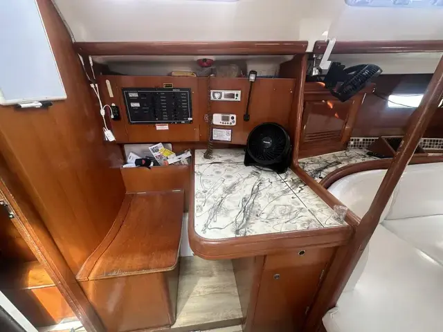 Beneteau Oceanis Clipper 393