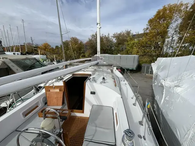 Nonsuch 30 Ultra