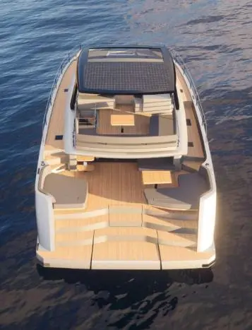 2025 Fountaine Pajot code 07